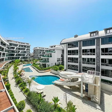 Sol Garden F16 Apartment