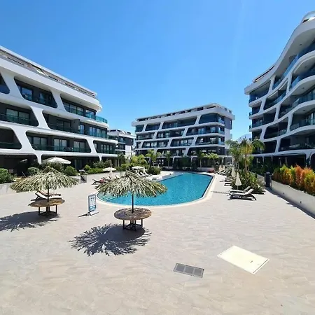 Sol Garden F16 אלאניה
